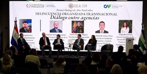 Ponentes del panel "Diálogo entre Agencias"