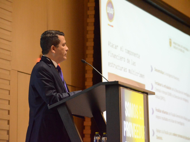 El director de la UIAF, Luis Eduardo Llinás, presentó la visión de la entidad para el próximo cuatrienio