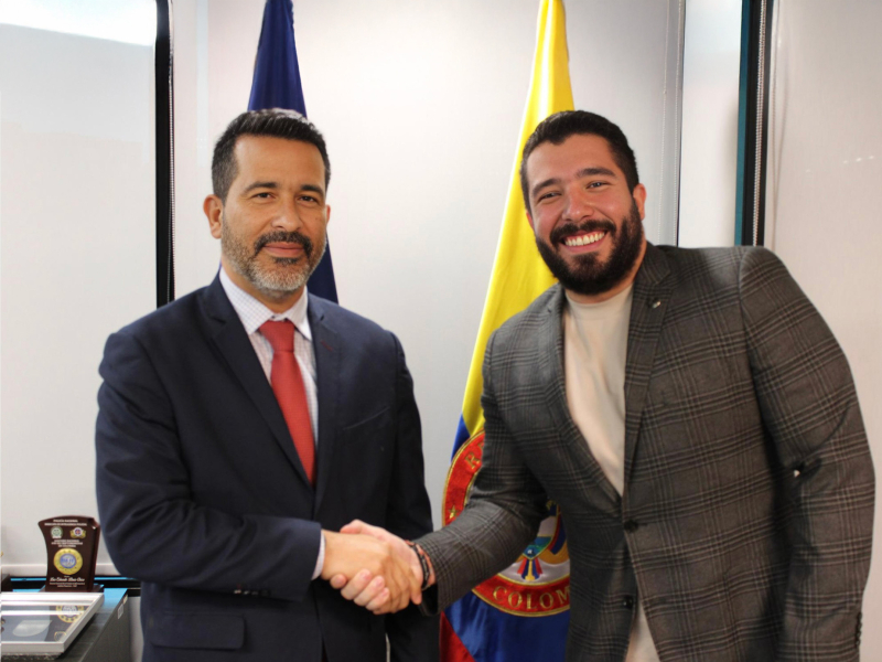 Firma de convenio entre la UIAF y Positiva