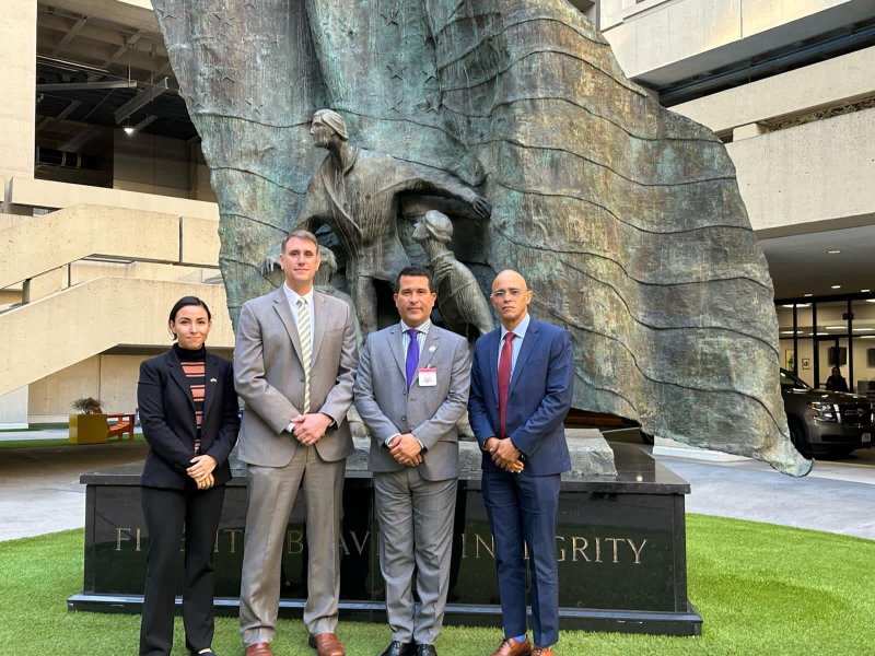 UIAF y FBI comparten experiencias de prácticas y métodos investigativos