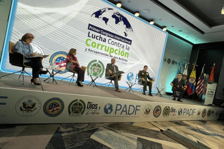 La UIAF, presente en el Primer Congreso Internacional de Lucha Contra la Corrupción y Recuperación de sus Activos