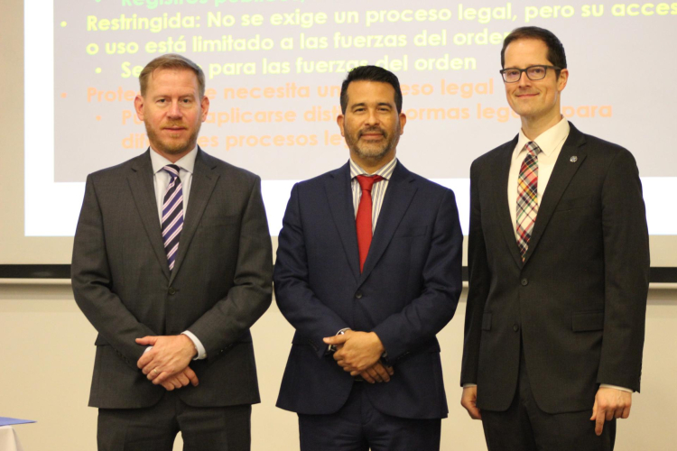 La UIAF fortalece sus capacidades de inteligencia financiera a través de capacitación sobre investigaciones de corrupción pública