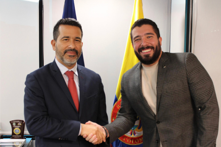 Firma de convenio entre la UIAF y Positiva